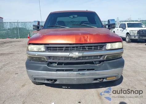2001 Chevrolet Silverado 2500Hd Lt z USA, uszkodzony, nr VIN 1GCHC29G71E268411